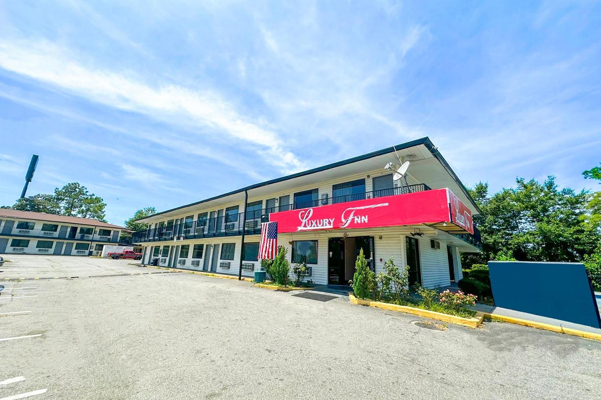Luxury Inn By Oyo Albany Ngoại thất bức ảnh
